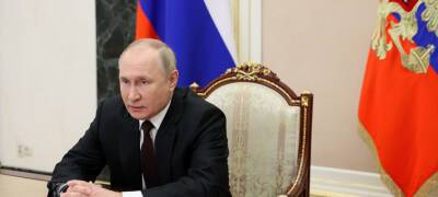 Путин подписал закон о выплатах вознаграждения присяжным заседателям
