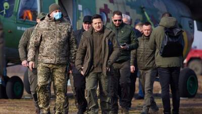 Зеленский вновь заявил об отсутствии признаков отвода войск РФ от границ