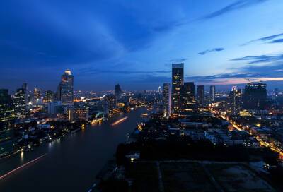 Таиланд официально переименовал свою столицу