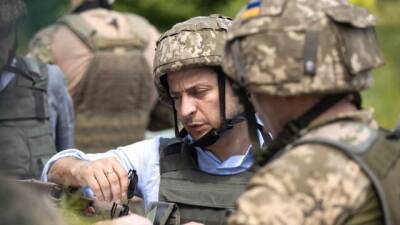 Ситуация на границе: Зеленский заявил, что не видит отвода войск РФ