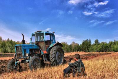 Во Владимирской области чуть было не убили тракториста