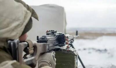 В Луганске заявили, что украинские военные обстреляли ЛНР из запрещенного оружия