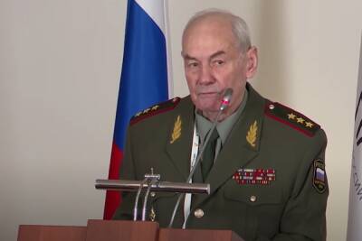 Офицер Ивашов, требовавший отставки Путина, заявил, что России «нужно ждать Сталина»