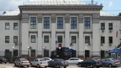 В посольстве РФ призвали Вашингтон прекратить раздувать антироссийскую истерику