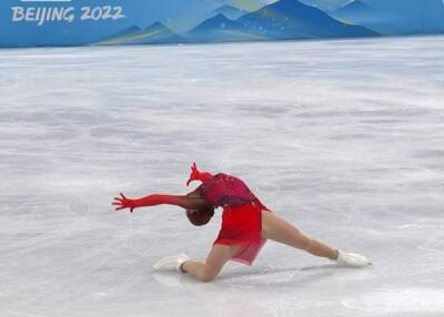 Российские фигуристки провели последнюю тренировку перед произвольной программой на Олимпиаде
