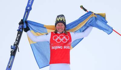 Шведка Неслунд выиграла золото Олимпиады в ски-кроссе