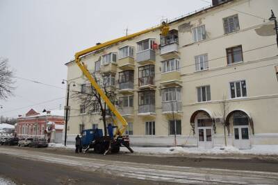 В Ульяновске руководителей 18 управляющих компаний привлекли к ответственности за нечищеные крыши