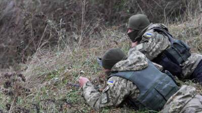За последние несколько часов украинские каратели 15 раз обстреляли территорию Донбасса