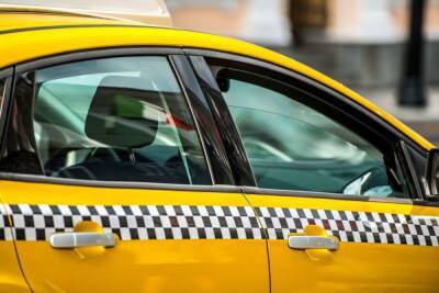 Как жители Ленобласти могут проверить легальность работы такси