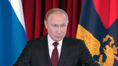 Путин призвал защитить молодое поколение от криминала
