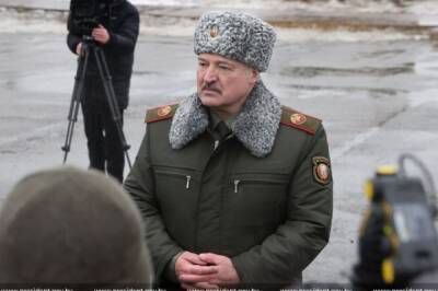 Лукашенко: решение о выводе российских войск примем вместе с Путиным