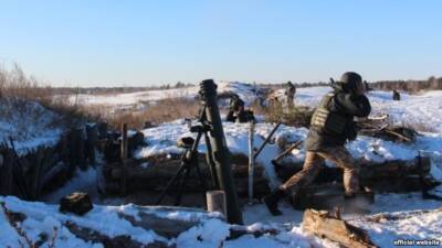 Украинские военные и сепаратисты обвинили друг друга в обстрелах