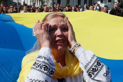 Киевский эксперт: Украина делает хуже самой себе, и дальше будет...