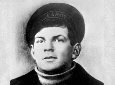 Матрос Железняк: за что большевики приговорили к расстрелу героя революции - Русская семерка