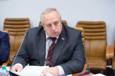 Клинцевич заявил о подготовке операции "провокация-вторжение" на Донбассе