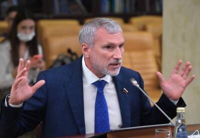 В узбекском землячестве призвали отправить «в психушку» депутата Журавлёва за идею выгнать из РФ мигрантов