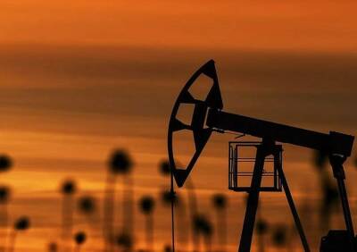 Цена нефти Urals приблизилась к 100 долларам за баррель впервые с 2014 года