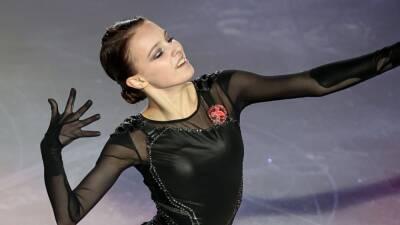 Анна Щербакова выиграла золото Олимпийских игр в Пекине