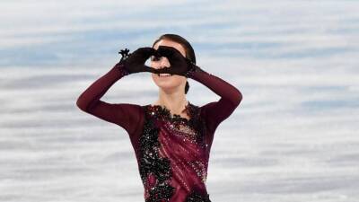 Россия завоевала золото и серебро Олимпиады в женском фигурном катании