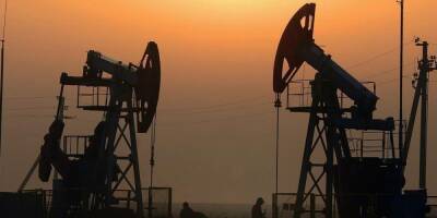 Стоимость нефти Urals превысила $99 за баррель впервые с 2014 года