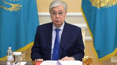Токаев: Казахстан должен полностью избавиться от монополий в экономике и политике