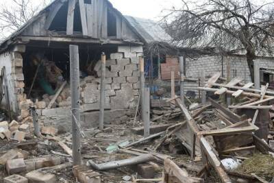 Российские оккупанты обстреляли Новозвановку: повреждены дома и линии электропередач