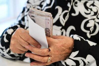 Добавят 10 000 рублей к пенсии: праздничную выплату от Путина получат пенсионеры в апреле 2022