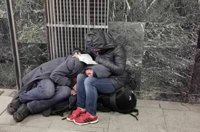 В России предложили создать МФЦ для бездомных