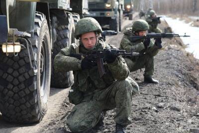 «Такого не было даже в 2014 году», — Бутусов об “угрожающей” концентрации ВС РФ на границах