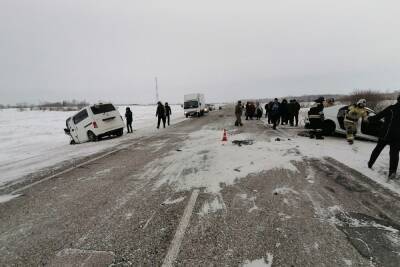 Двое взрослых и ребенок погибли на трассе в Новосибирской области