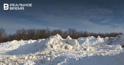 В Чистополе обнаружили снежную свалку площадью 300 «квадратов»