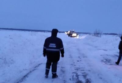 Ульяновские дорожники разблокировали заметённый подъезд к селу Анненково