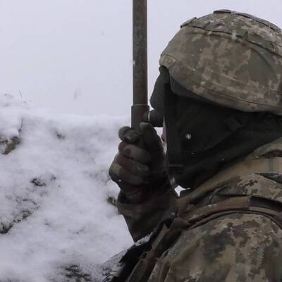 Украинские силовики два раза с начала суток обстреляли территорию ЛНР
