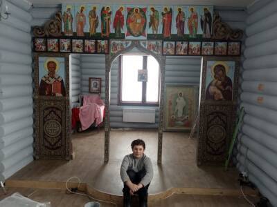 В Русской Хомутери в церкви Владимирской иконы Божией Матери установили иконостас