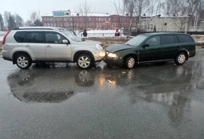В Тверской области поторопившийся водитель кроссовера устроил ДТП с пострадавшим