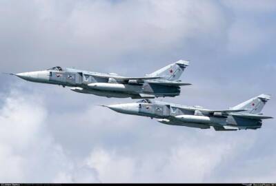 Морская авиация Черноморского флота перебазировала из Крыма истребители Су-24