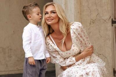 Виктория Лопырева опубликовала трогательное фото с сыном