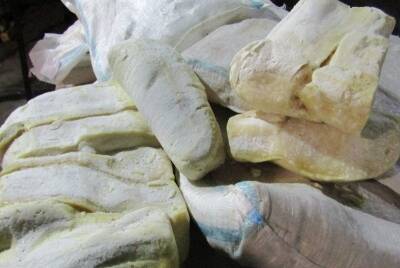 20 тонн нелегальной сырной массы пытались провезти из Казахстана через Курганскую область