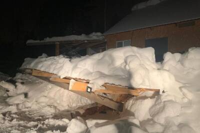 Всего за сутки снег убил двух жительниц Архангельской области