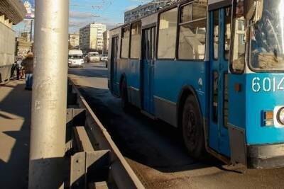 СК проверит факт высадки 13-летнего подростка из троллейбуса в Волгограде