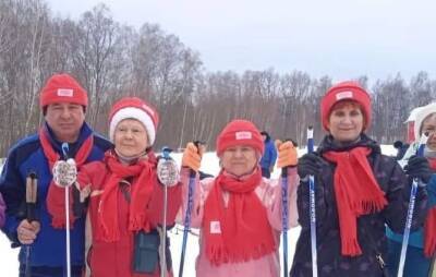 Пенсионеры из г.о. Чехов приняли участие в лыжном забеге в Серпухове