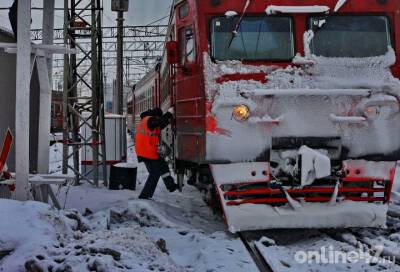 Пригородный поезд Свирь – Санкт-Петербург будет останавливаться на платформе Апраксин