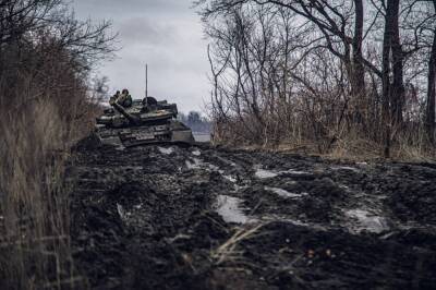 Танковые подразделения морской пехоты Украины вывели на тренировки по преодолению раскисшего грунта