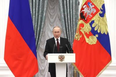 ВЦИОМ: работу Путина одобрили 64% опрошенных россиян