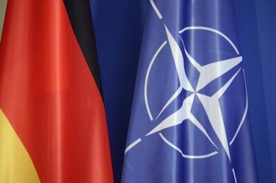 Больше половины жителей ФРГ высказались против вступления Украины в НАТО