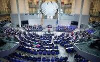Парламент Германии отказался поддержать поставки в Украину оружия для обороны