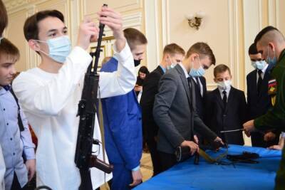 Школьники Серпухова решают встать на защиту Родины