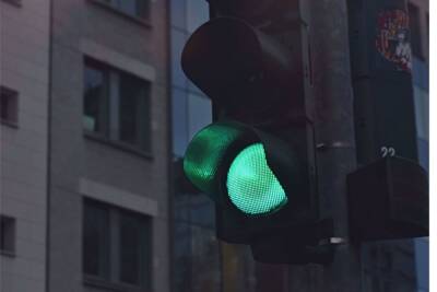 Новые светофоры заработали на Зосимова и Гражданской улицах в Кронштадте