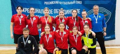 Команда футболисток из Петрозаводска стала второй на Первенстве СЗФО