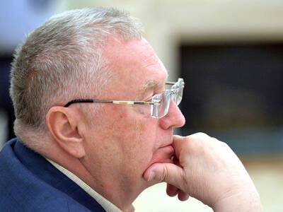«Риски очень высокие»: пульмонолог отказался назвать сроки восстановления Жириновского после ковида